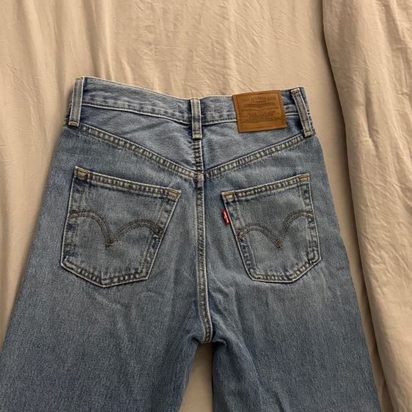 Levi's High-Rise Wide Leg Jeans - Light Blue Denim - Picture 4 of 5